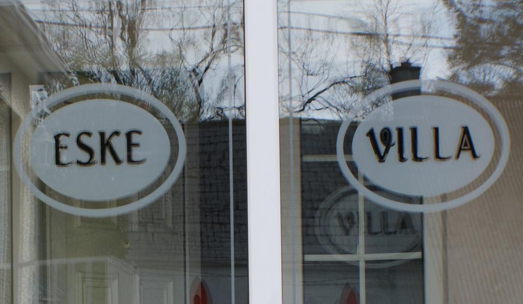 Eske Villa Bed And Breakfast Donegal Town Exterior photo